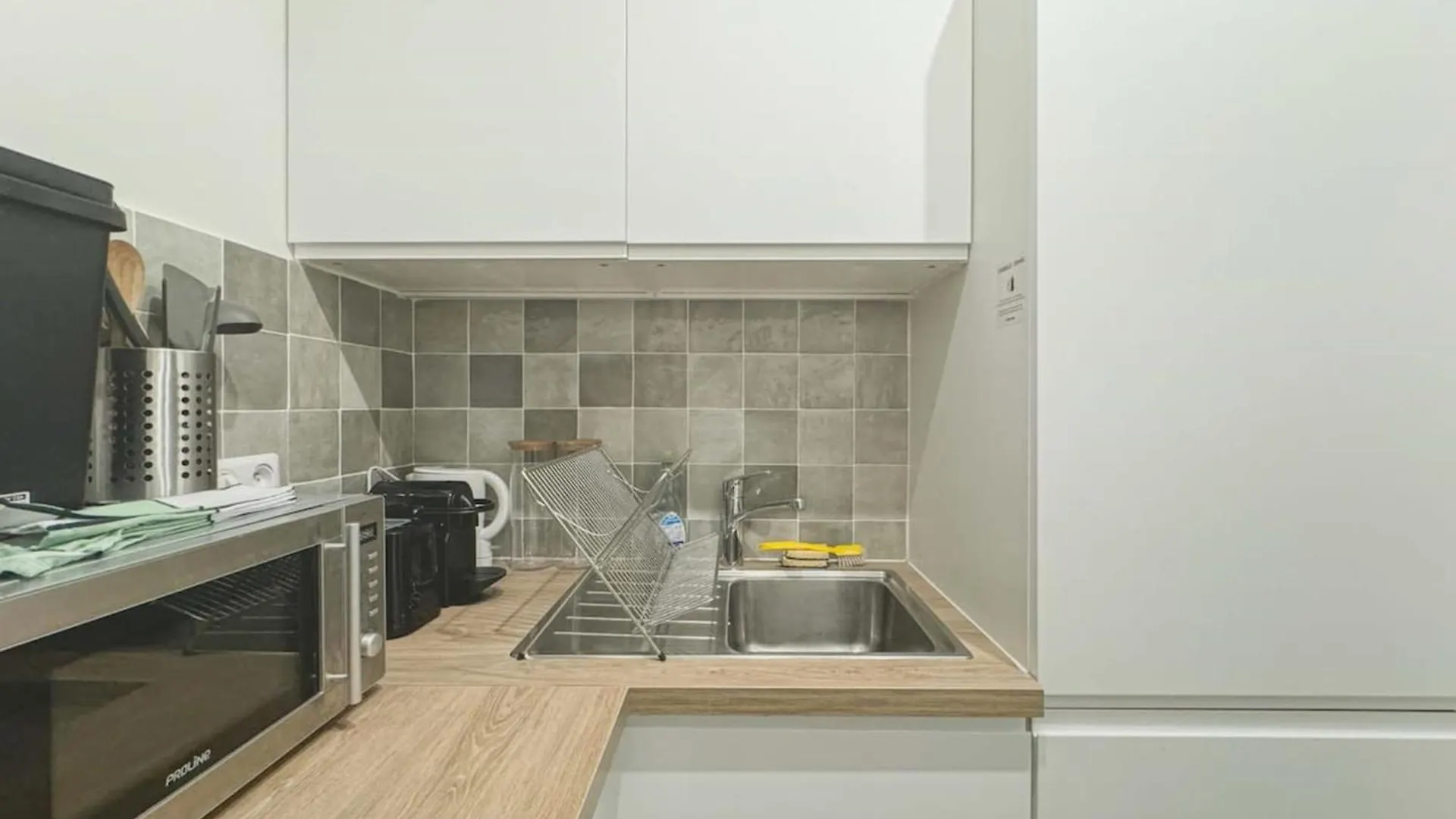 Flexliving - Whole Apartment - Caulaincourt Paris